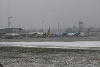  - airport overview - by Juergen Postl