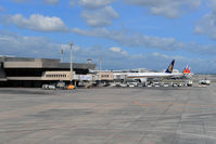  @ Ninoy Aquino International Airport - Flight line from passenger cabin of THAI TG621. - by BigDaeng