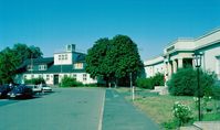  - visitors terrace and western building seen from car park - by Ingo Warnecke