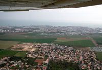 La Rochelle Airport photo, click to enlarge