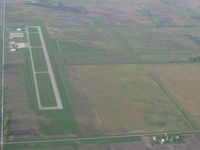  - Looking south from 3000'. The E-W grass runway can be seen. - by Bob Simmermon