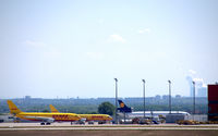  - Sunny sunday afternoon at DHL Hub Leipzig - by Holger Zengler