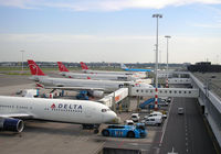  - Schiphol , E- Pier - by Henk Geerlings