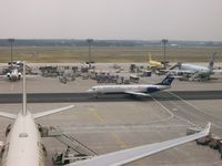  - Aircrafts from all continents of this world are seen in Frankfurt - by Holger Zengler
