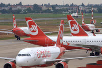  - Any idea which airline could be no. 1 on this airport? - by Holger Zengler