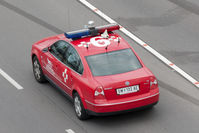  - Vienna Airport - car - by Juergen Postl