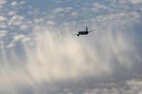  - United Airlines 757 departing RWY 25L KLAX - by Mark Kalfas