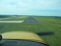  @ Fond Du Lac County Airport - Short final RWY 18 - by Bob Simmermon