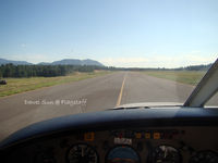  - taxiback to runway @ flagstaff - by Dawei Sun