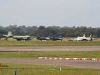  - from L to R, Canberra PR9 XH131. Hunter GA11 XE689. Hunter T7 XL586. DH-104 Sea Devon XK895 and Hunter T7 XL578 - by Chris Hall