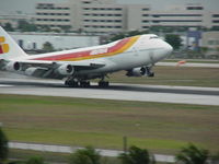  - 747 Landing on RWY 9 - by Bob Simmermon