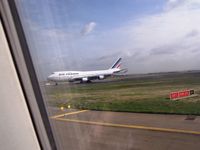  - Waiting for landing aircraft at holding point K7 of 27L - by Erdinç Toklu