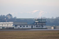 Vienna International Airport photo, click to enlarge