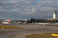  - Airport overview - by Dietmar Schreiber - VAP