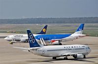  - View to southern APRON - by Holger Zengler