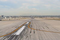  - Nice look down 7L KLAX. - by Mark Kalfas