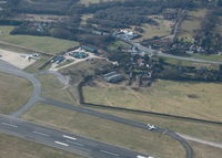  - HAWKER TAXYING TO RWY 21 BIGGIN HILL - by BIKE PILOT