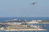  - A look at the airport with airfrance (F-GLZP) departing runway 10 - by Daniel Jef