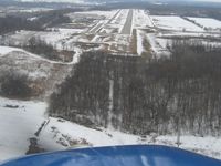  @ Greene County-lewis A. Jackson Regional Airport - Final approach RWY 7 - by Bob Simmermon