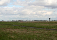  - Overwiew of the airport... - by Shunn311