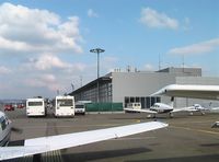  - new terminal building (airside) - by Ingo Warnecke