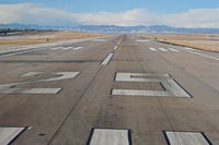  - Runway 25 KDEN. - by Mark Kalfas