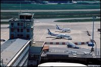  - du temps ou il n'y avait pas encore la porte ibérique.
Saab 2000 et 340 aux ex couleurs de Régional...! - by Jean Goubet/FRENCHSKY
