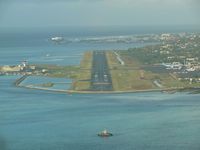  - Tahiti Airport - by Christophe LASSAGNE