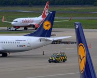  - View on a part of 410,000 sqm apron area. - by Holger Zengler