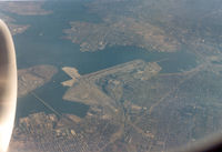 La Guardia Airport photo, click to enlarge