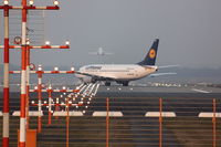  - Rush hour on the runway 05R Düsseldorf Airport - by Air-Micha