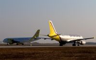  - Traffic jam on taxiway to rwy 26R. - by Holger Zengler