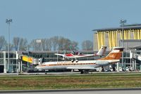  - Low approach on two six left. - by Holger Zengler