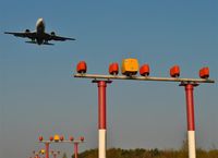  - Final approach above Jungfernheide. - by Holger Zengler