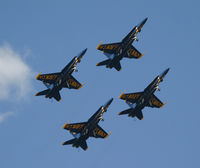  @ Quonset State Airport - Quonset Point, RI 2007 - by Mark Silvestri