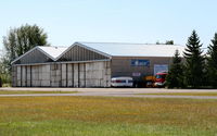 Gy?r Pér Airport photo, click to enlarge