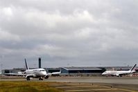  - Sunday morning business at Terminal 4. - by Holger Zengler