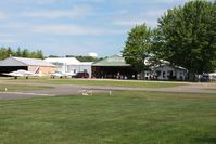  @ Parr Airport - Saturday morning EAA fly-in at Zanesville, Ohio - by Bob Simmermon