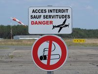  - no smoking..... - by Jean Goubet-FRENCHSKY