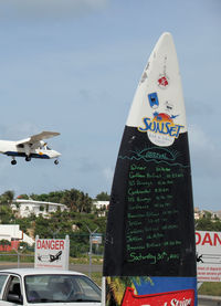  - Special for the SPOTTERS TIME TABLE of Arrival airplanes - by Willem Goebel