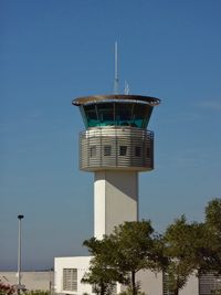  - Control Tower - by Michel Teiten ( www.mablehome.com )