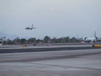  - Landing on Runway 7R - by Eagar