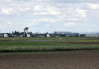 Clermont-Ferrand Auvergne Airport photo, click to enlarge
