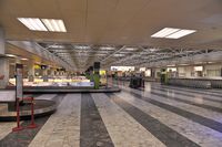  - Inside the terminal - baggage claim - by Dietmar Schreiber - VAP