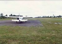 Carmi Municipal Airport photo, click to enlarge