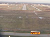  @ Lansing Municipal Airport - Short final for 27 - by Bob Simmermon