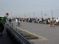  - The B787 draws crowds to the observation deck at Haneda - by Micha Lueck