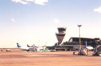 Helsinki-Vantaa Airport photo, click to enlarge