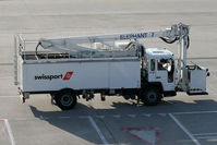  - deicing truck - by Loetsch Andreas