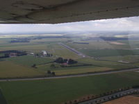  @ Abbeville Airport - Ouver à la CAP - Pistes 02/20 - by Didier BENOIT